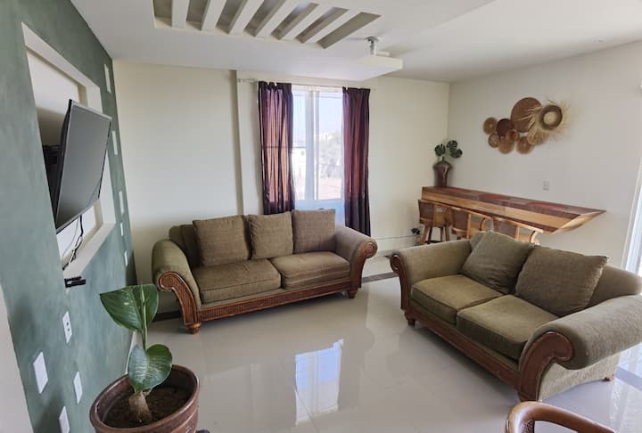 Cozy Apartment, With 4 Bedroom, 15 Min.beach - Rosarito