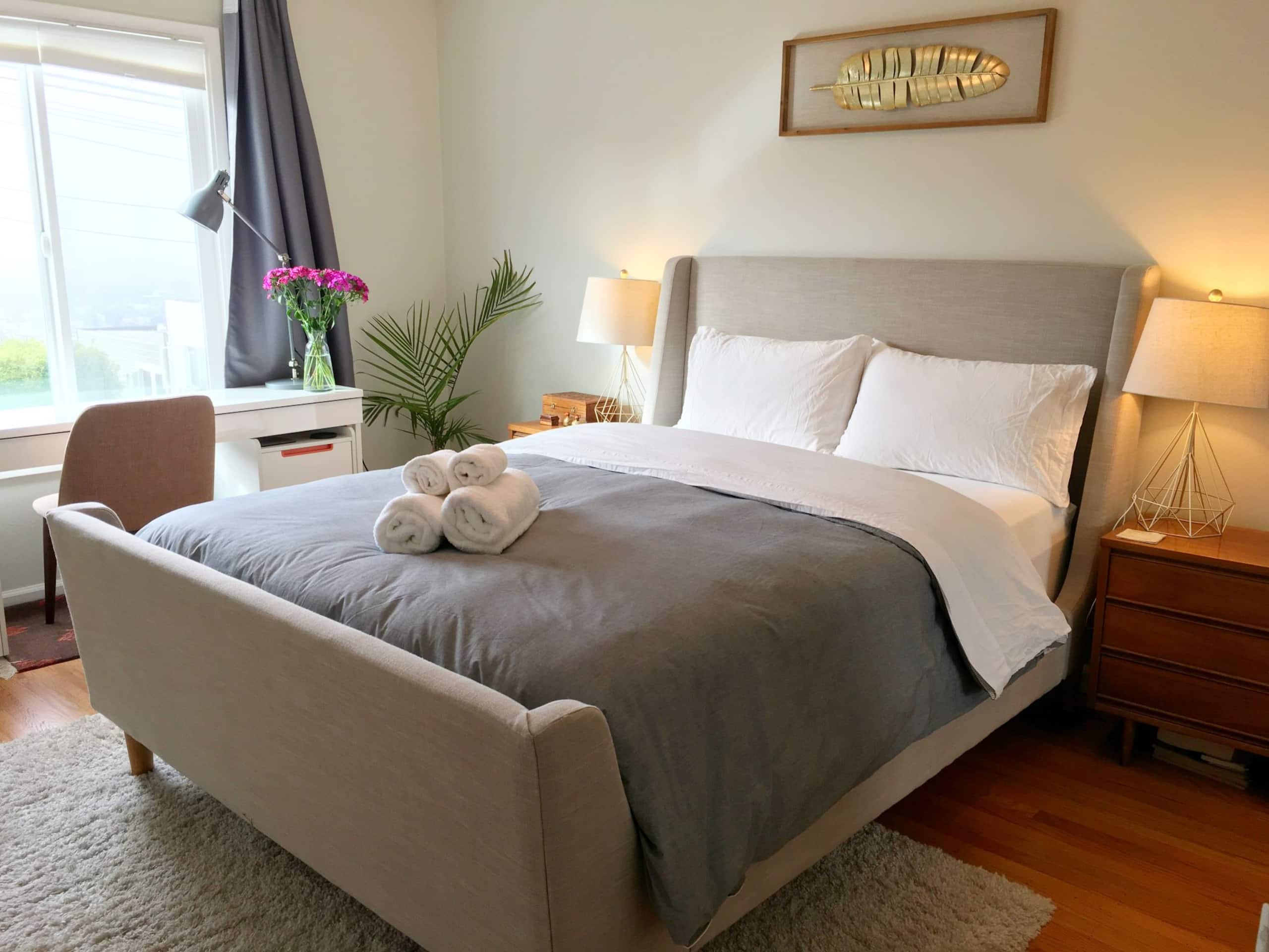 Home in San Francisco · ★4.93 · 1 bedroom · 1 bed · 1 bath - Image 9