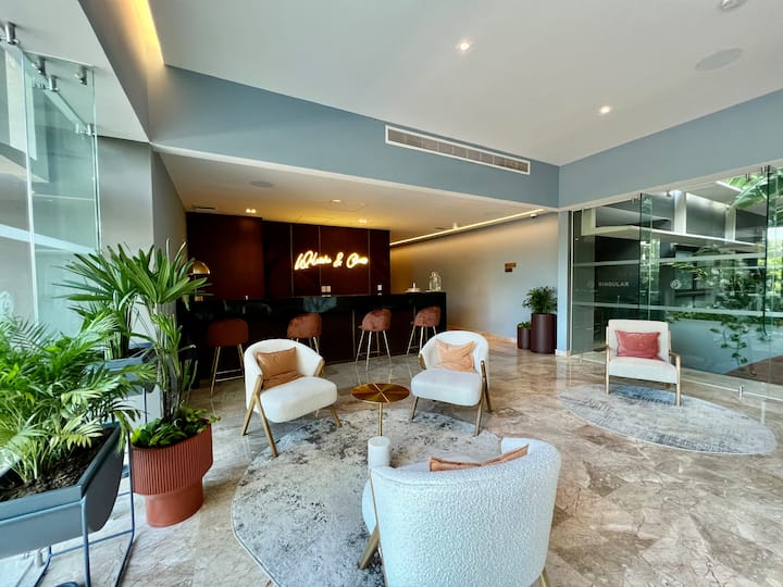 Resort-style Modern-lux 2br/2ba Ocean View - Playa del Carmen
