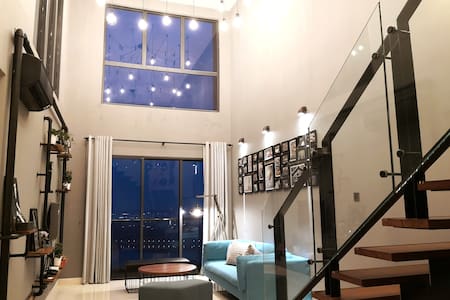 *New*baby & kids friendly, JB CIQ, Romantic Duplex