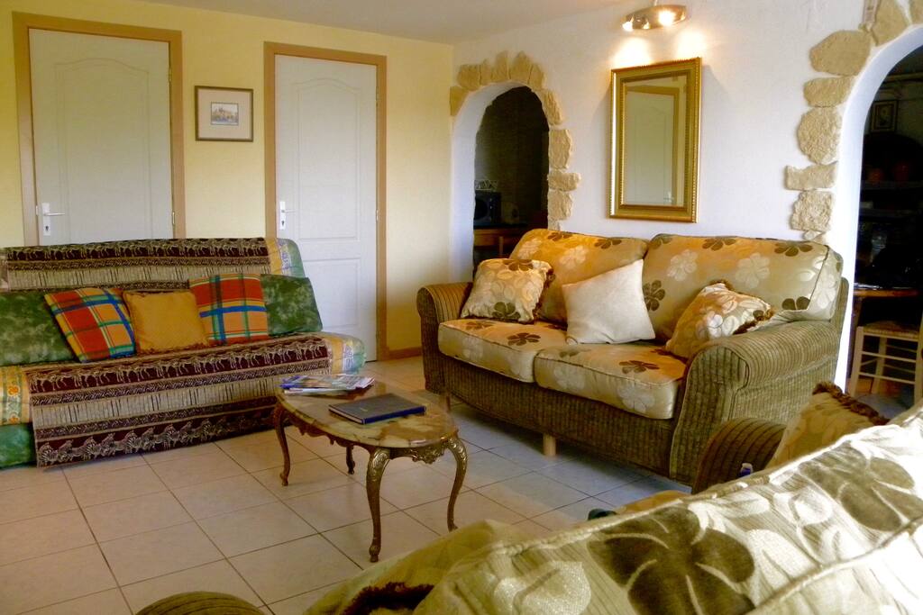 Cosy lounge