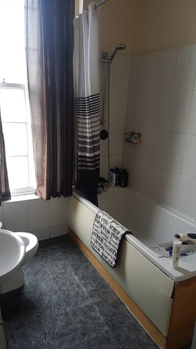 Main bathroom
