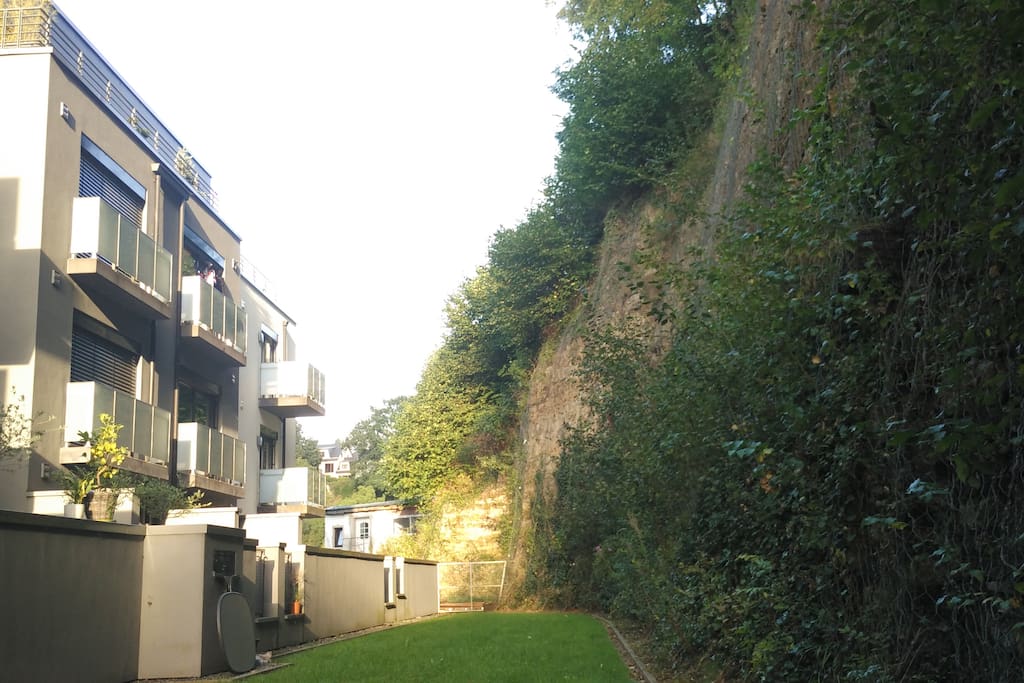 The flat is on the back of the building - no noice from the street