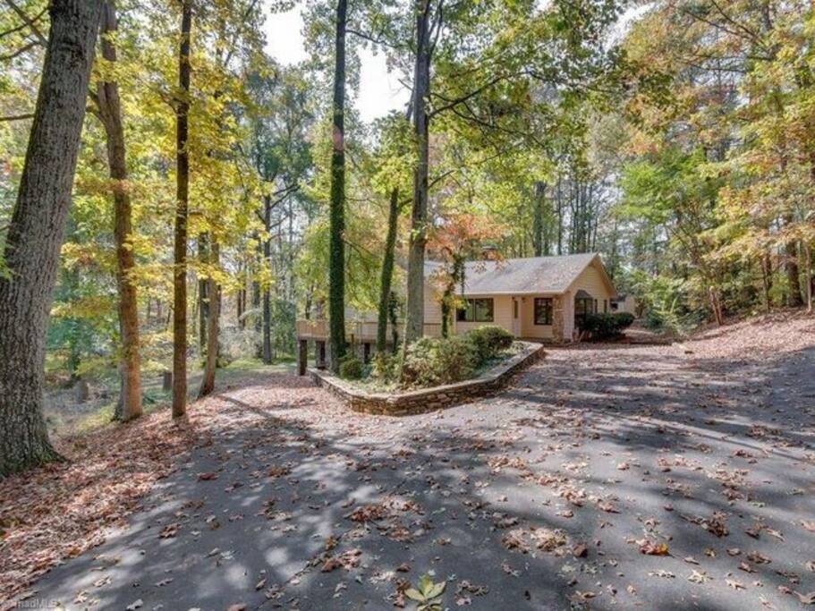 Welcome to your Serene and quiet get-away