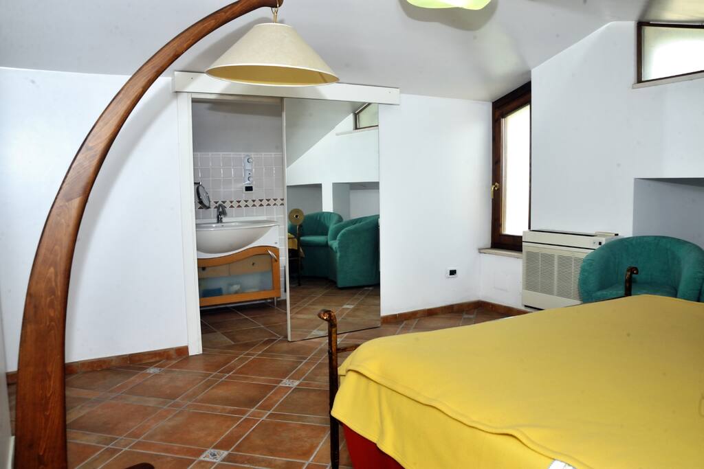 CAMERA DA LETTO CON BAGNO
