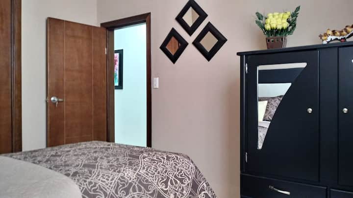 Segunda recámara, también con tele. , mucha luz natural 