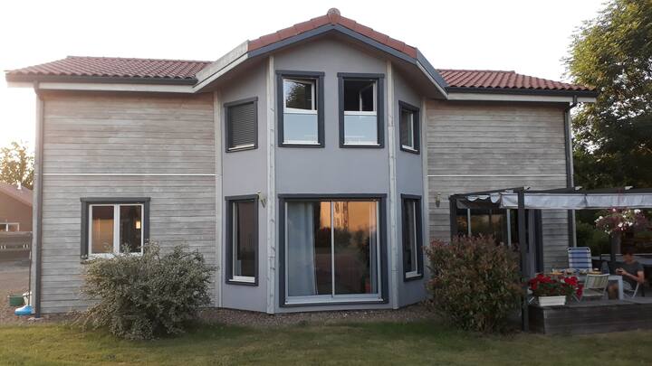 Maison 6 à 8 Pers. Au Coeur De La Chaîne Des Puys - Puy-de-Dôme