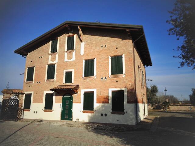 GUERCINO RESIDENCES