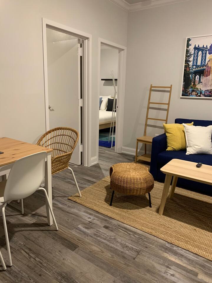 Urban and Cozy Apartment super close to NYC