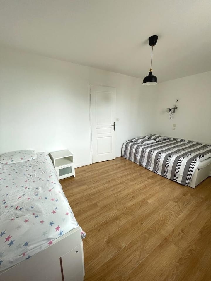 غرفة النوم 2