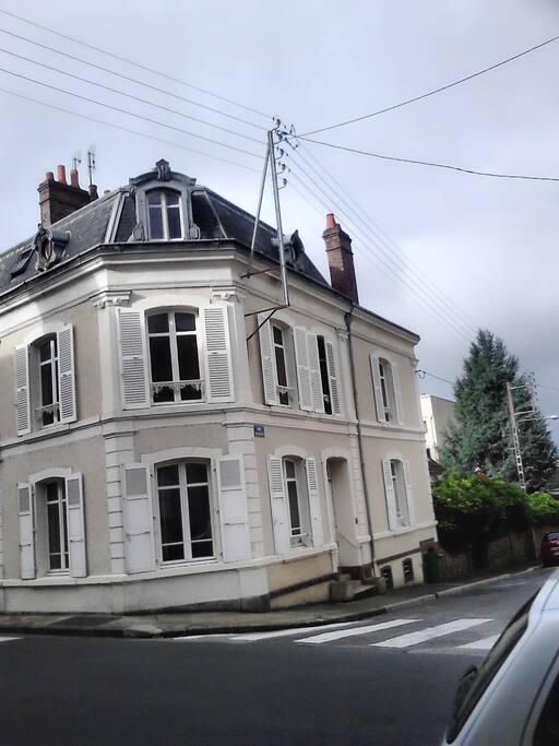 vue de la rue gouverneur