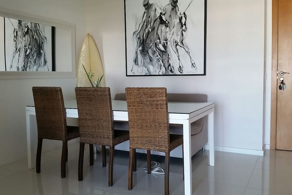 Dining room.