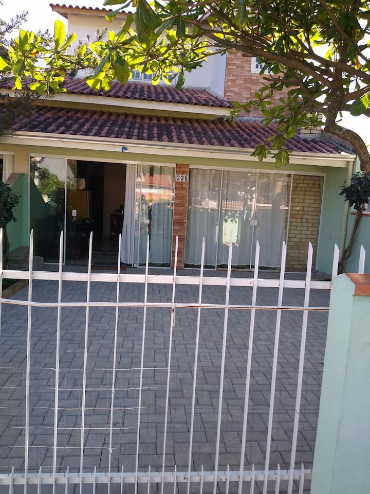 Casa Praia Em Zimbros, Bombinhas - Pôrto Belo