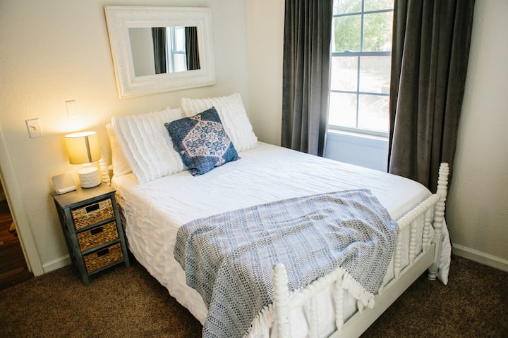 Cama de tamaño completo 