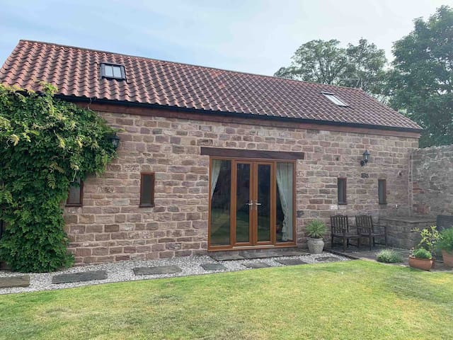 Little Barn
A lovely 1 bedroom property