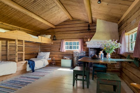 Koie på gammelt setertun