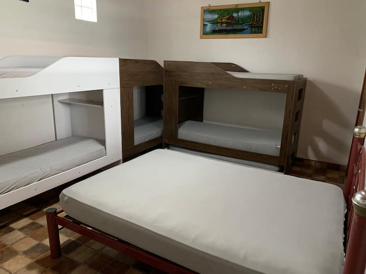 Dhomë gjumi 1