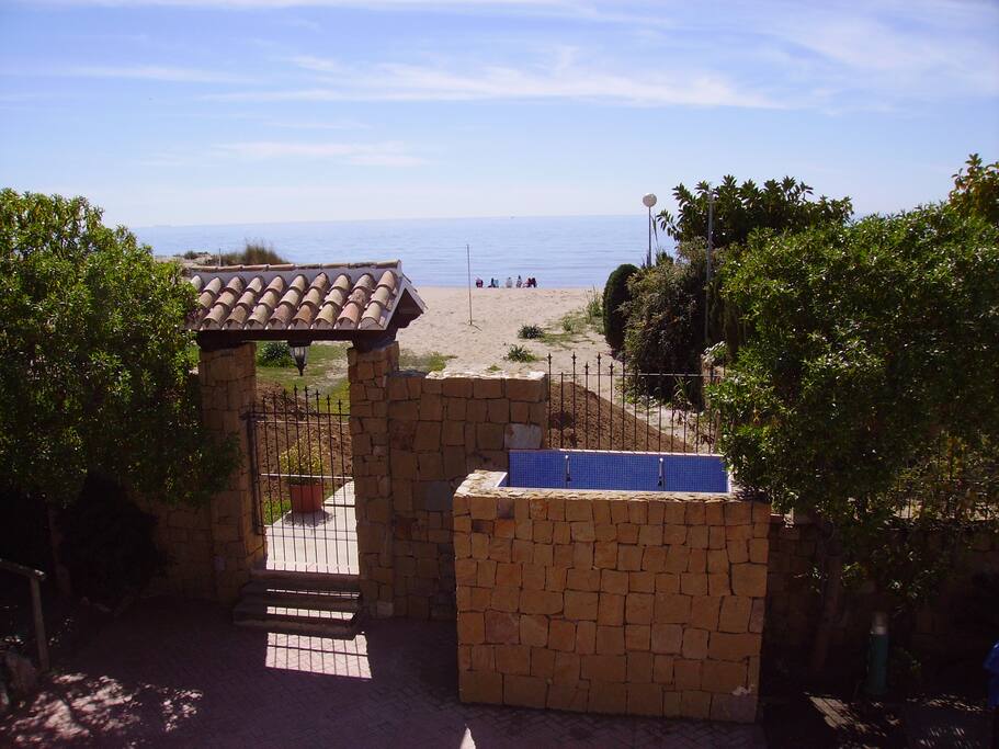SALIDA PLAYA