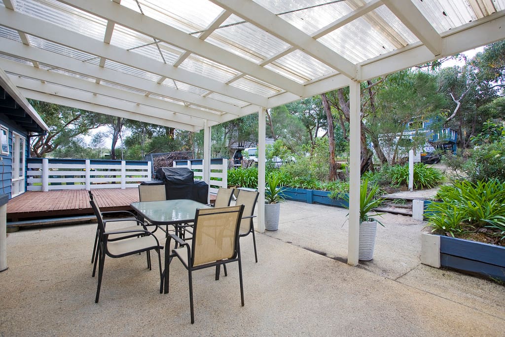 Outdoor entertaining area