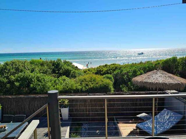 Very quiet, private coastal home on the beach.