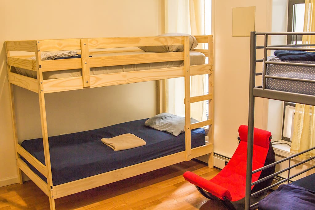 Cozy and beautiful shared room with 3 bunk beds