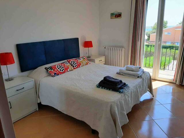 Punta Prima : villa à 5 minutes à pied de la plage gallery image 4