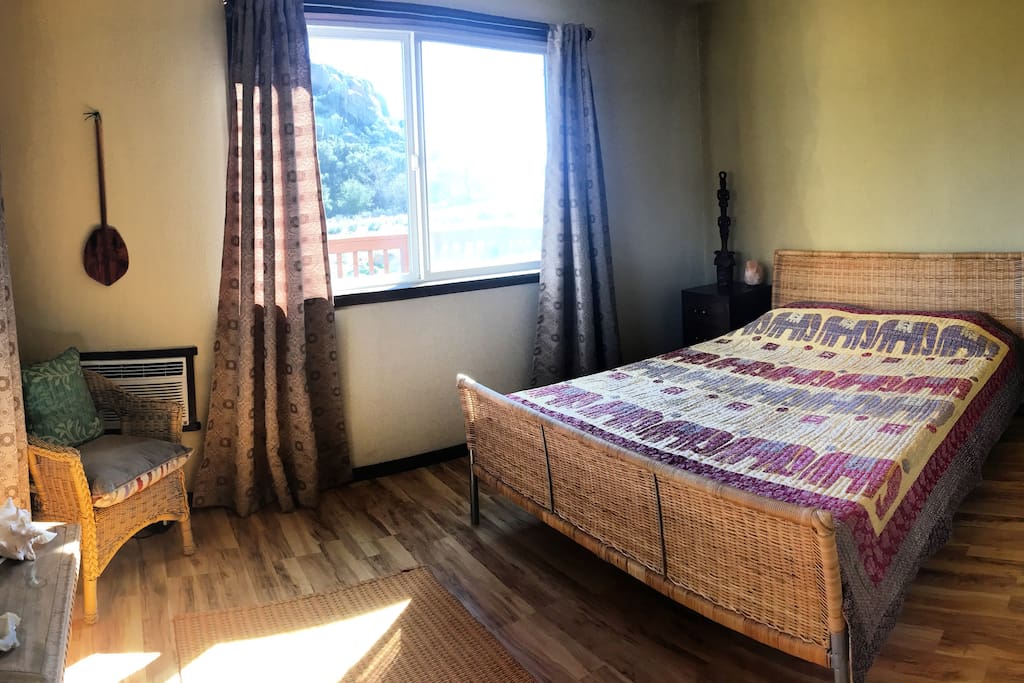 Kahuna Room