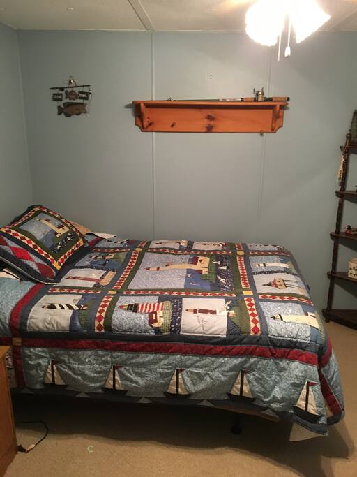 2 nd bedroom