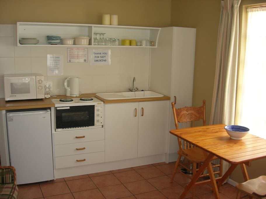 Fully equiped
kitchenette