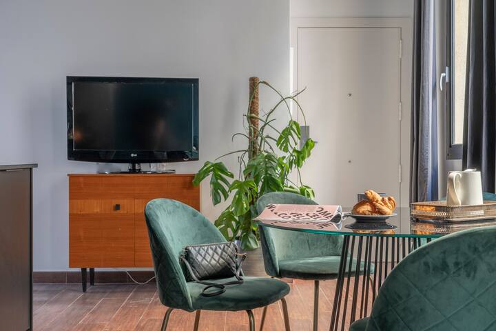 TSA La Rosa | 2 Bed Apartment with Views gallery image 4