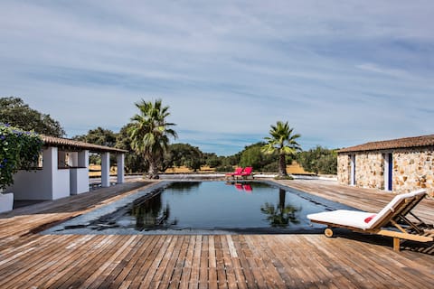 Splendid Oasis in the heart of Alentejo -FARM&BARN
