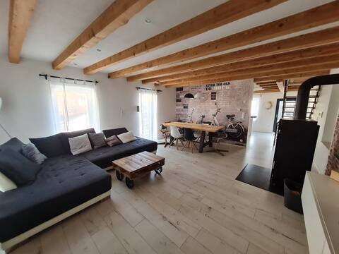Cozy single-family house