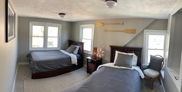 Ორადგილიანი საწოლები - მეორე სართული