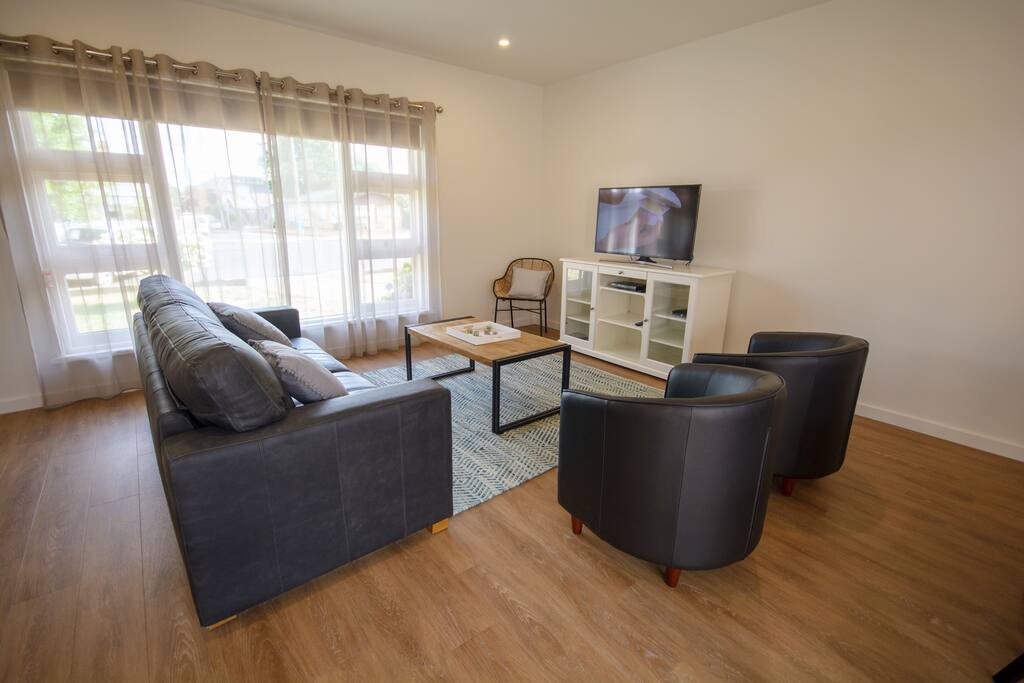 Spacious lounge area