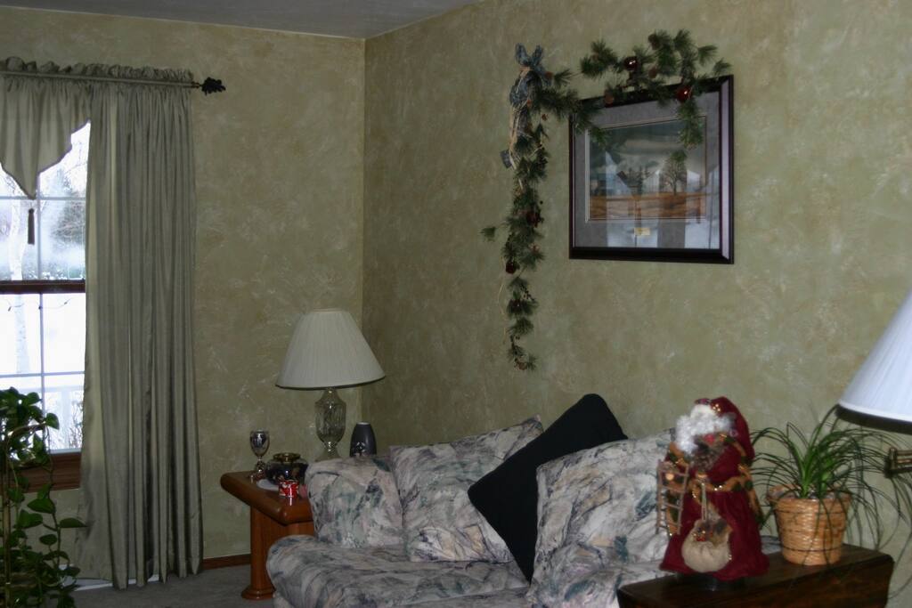 Living room (shared space)