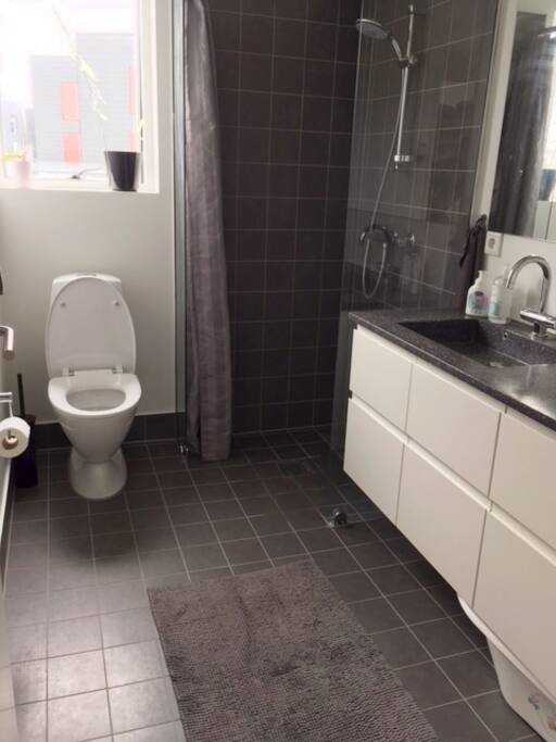 Bathroom #2