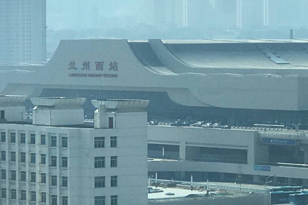 西客站近在咫尺