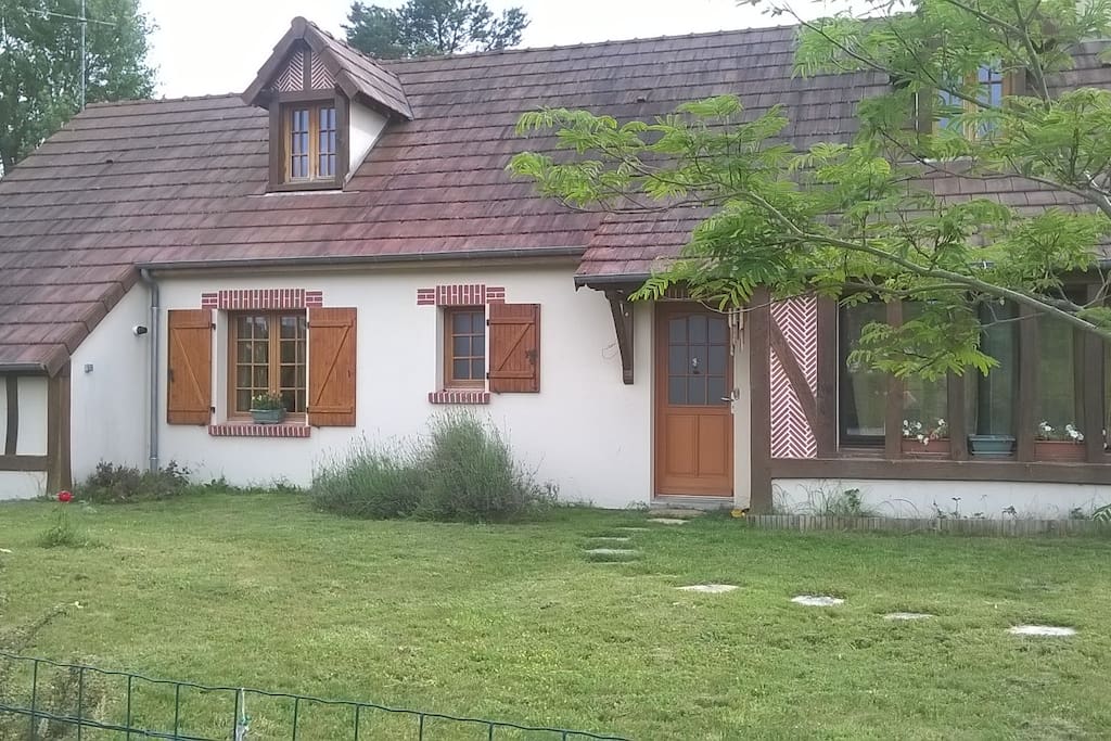 Maison vue de face