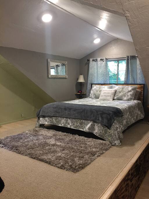 Queen bed
