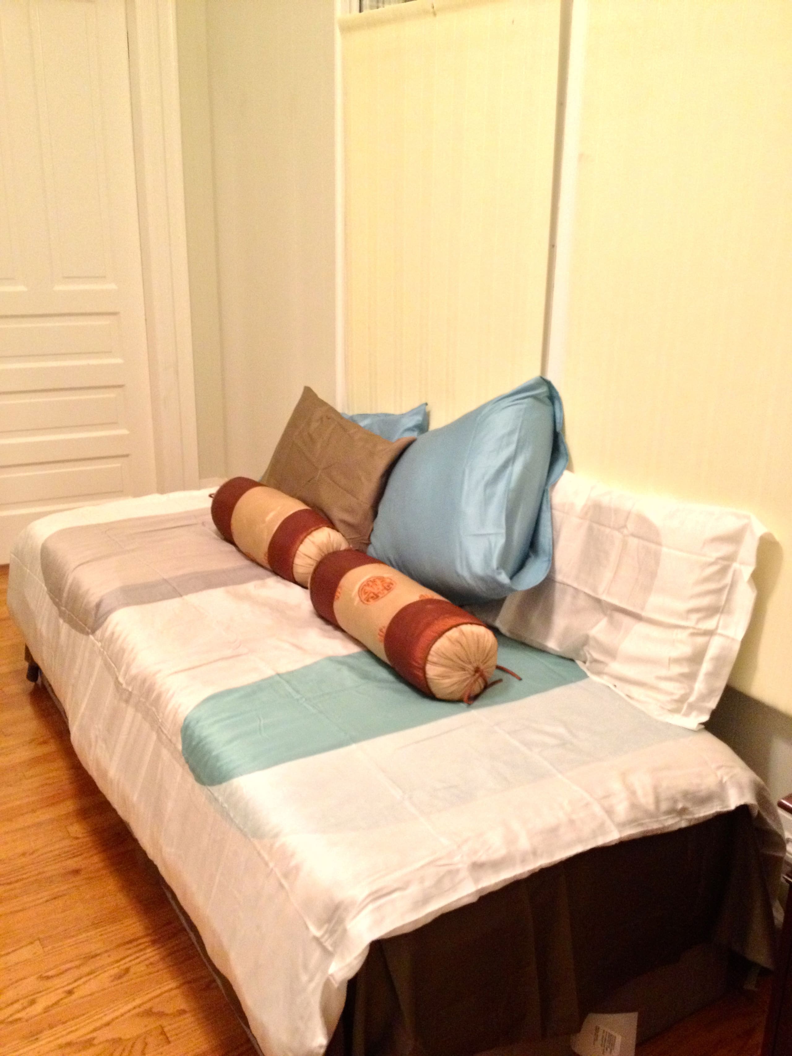 Home in San Francisco · ★4.82 · 3 bedrooms · 3 beds · 2.5 baths - Image 16