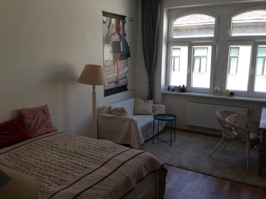 Your room // Dein Zimmer