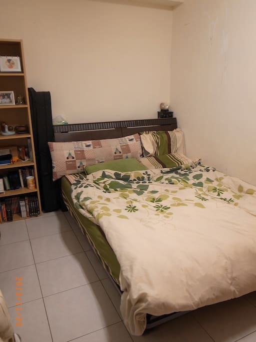 一大床 One Double Room