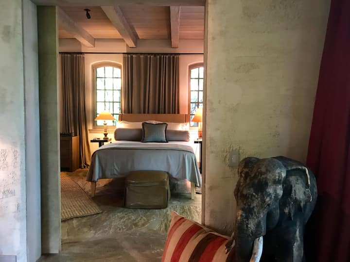 Veranda Retreats Maine Luxury Suite, Kennebunkport - Kennebunkport, ME