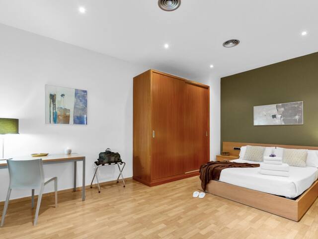 Family apartment near Barcelona´s main square gallery image 5