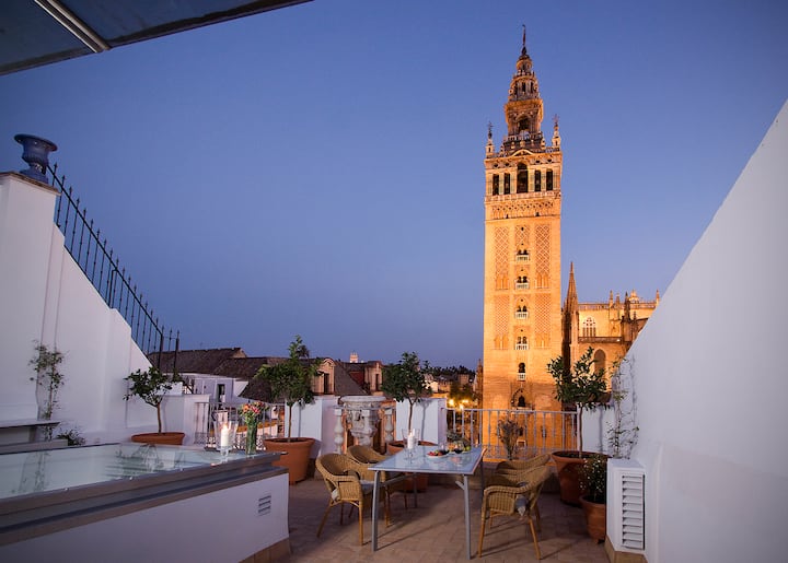 airbnb tours seville