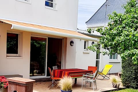 Spacious house with garden.