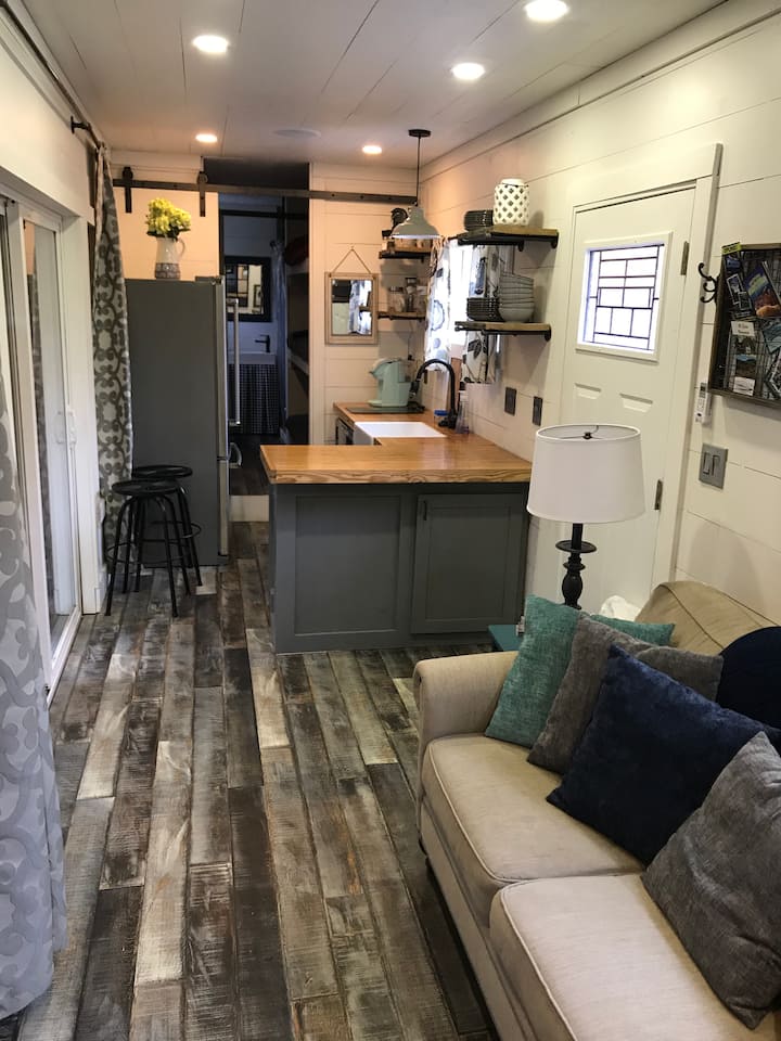 12 Beautiful Airbnb Shipping Container Homes in the US