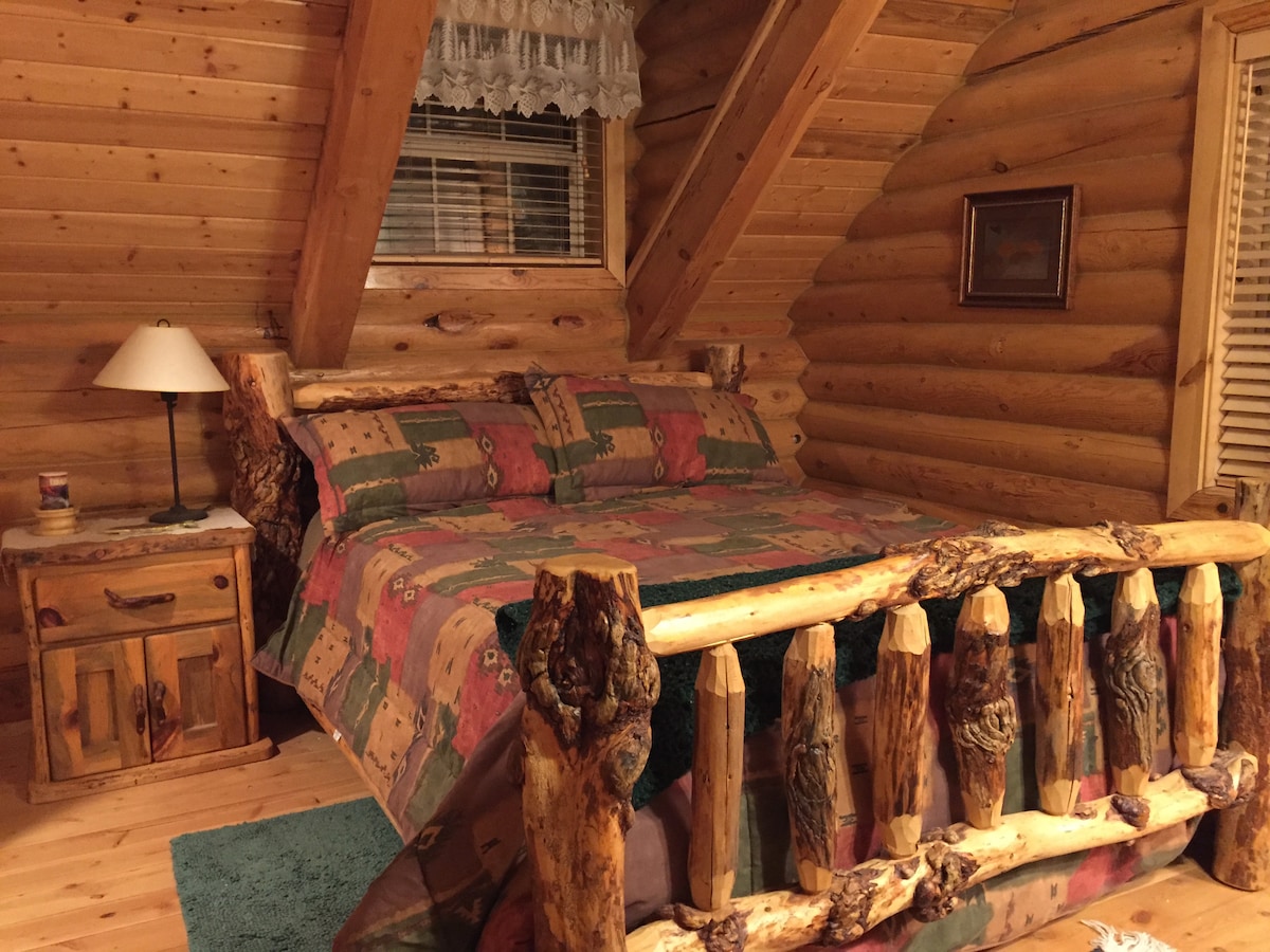 Спалня Денали (таванско помещение)