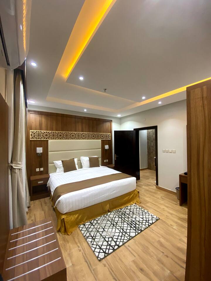 Small apartment with large size and hotel services Serviced