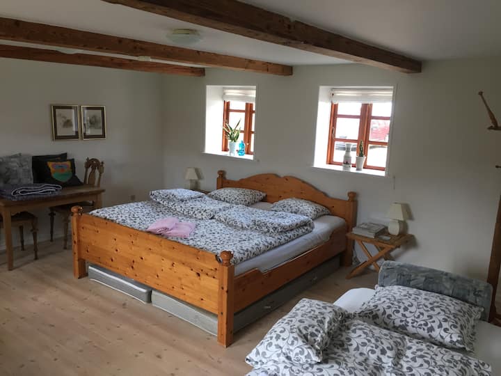 Chumba cha kwanza cha kulala